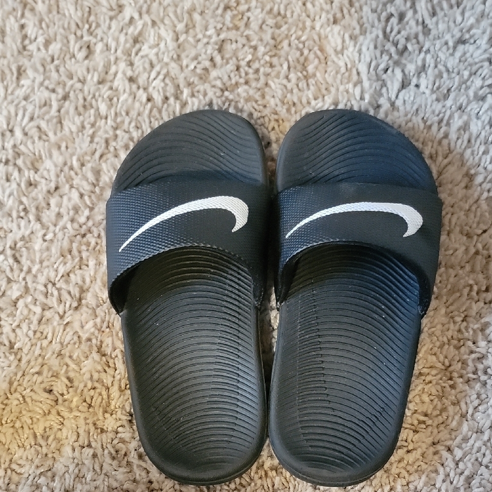 Nike Black Slide Sandals